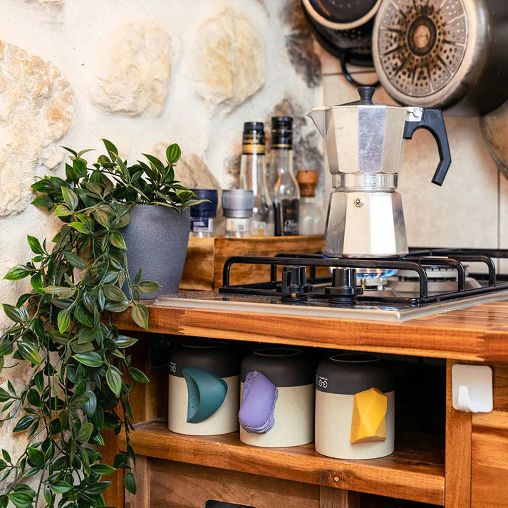 YY Vertical Climbers Mug Evo