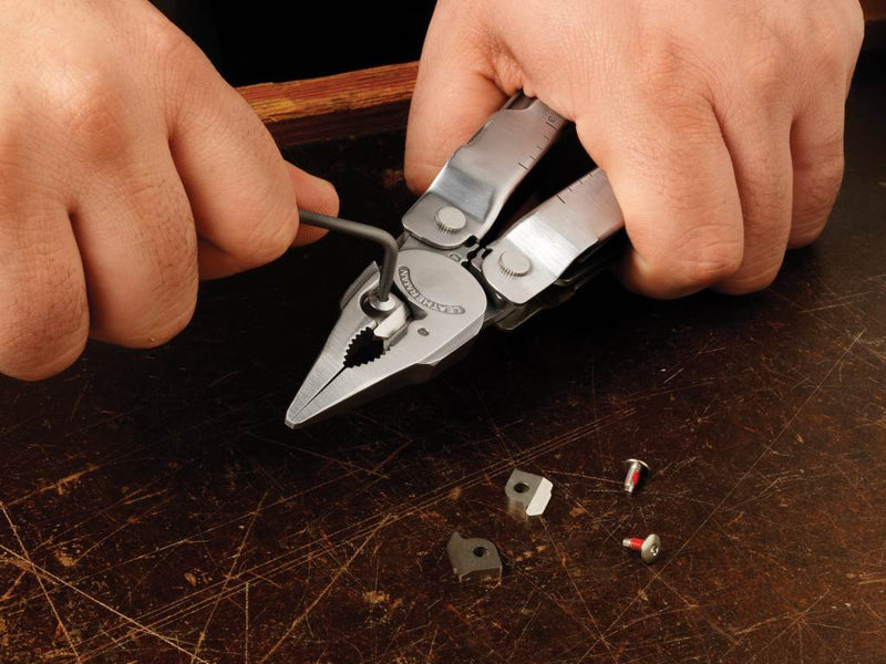 Leatherman Super Tool 300 Multi-Tool